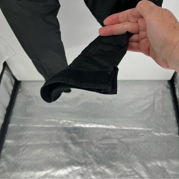 Kokatat Men’s Black Lightweight Paddling Pant Size L Waterproof Kayak Surf Tech - Picture 12 of 13